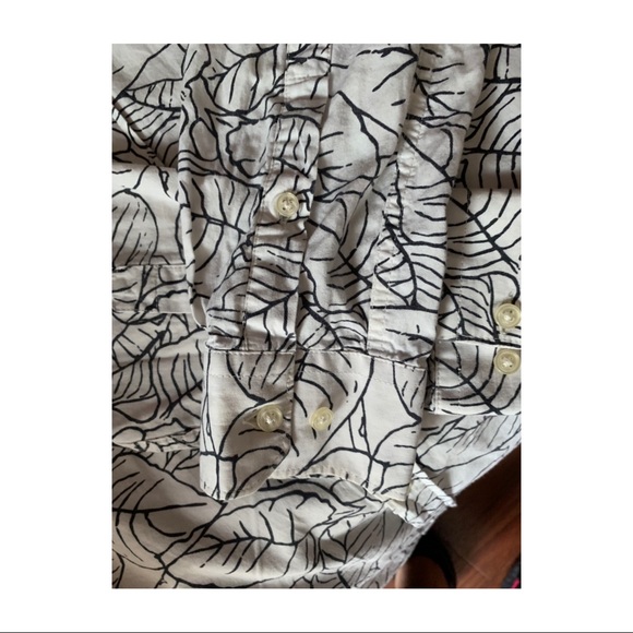 H&M Button Down - Picture 4 of 4